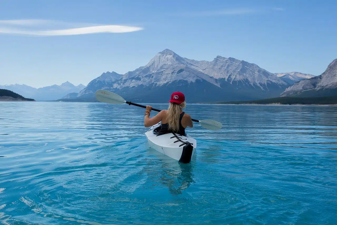 Sport di resistenza: camminata nordica, danza, kayak o canoa